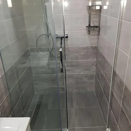 منزل ريفي V Zimrovicich *