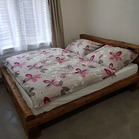 V Zimrovicich منزل ريفي هراديتش ناد مورافيكى