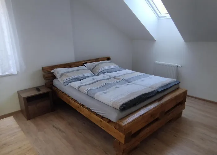 V Zimrovicich * Hradec nad Moravicí